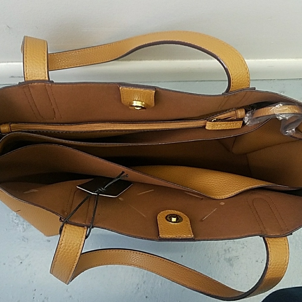 Handbag - Picture 3 of 3